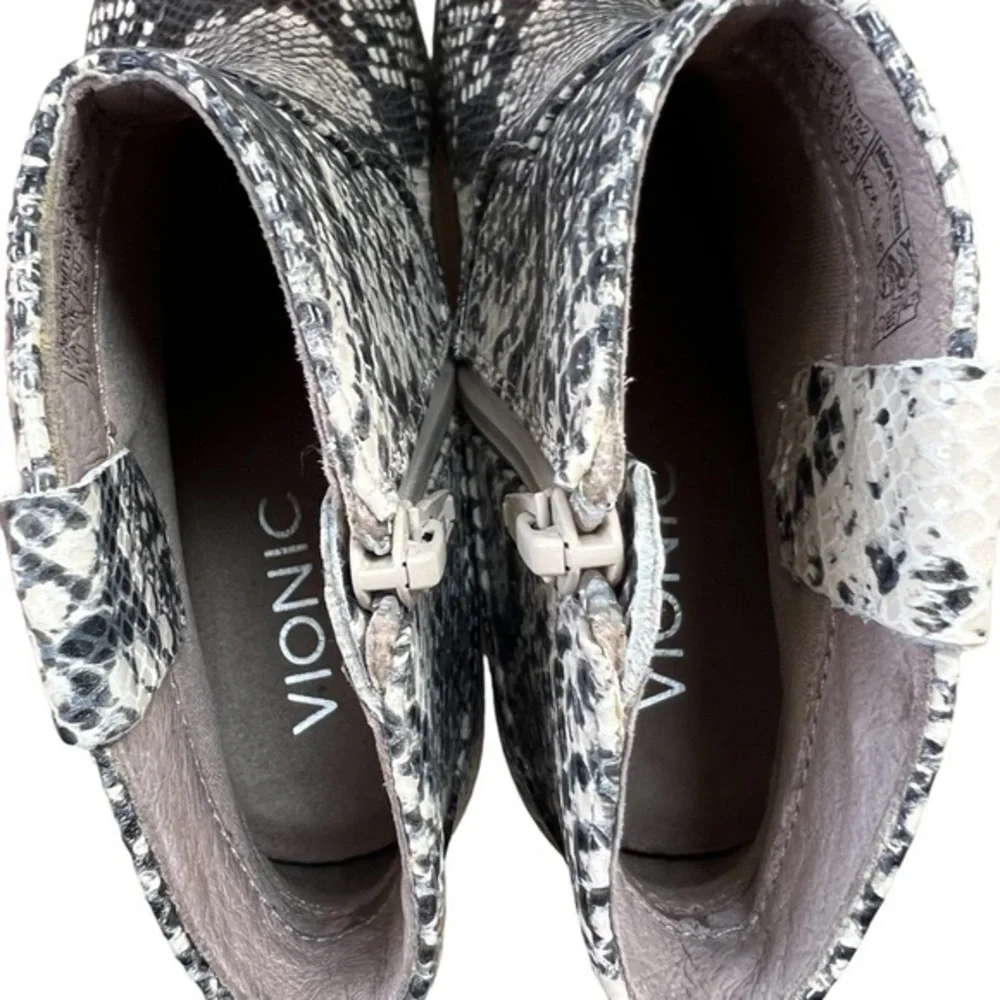 Vionic Booties Windom Womens 5 Black Cream‎ Snakeskin Print Leather Ankle Boots